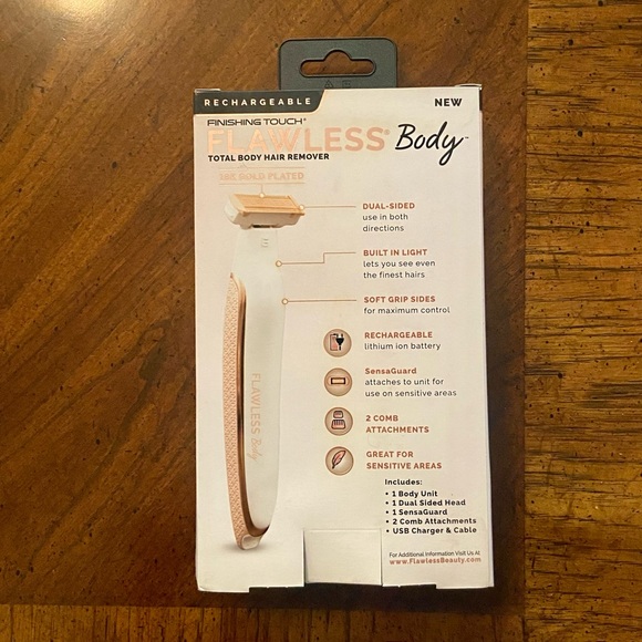 Finishing Touch Flawless body Rechargeable Shaver - Picture 3 of 6